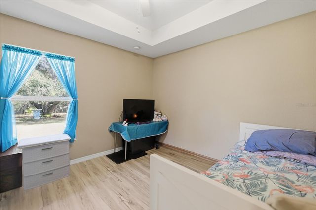 5693 W WOODLAWN STREET, Dunnellon, FL 34433