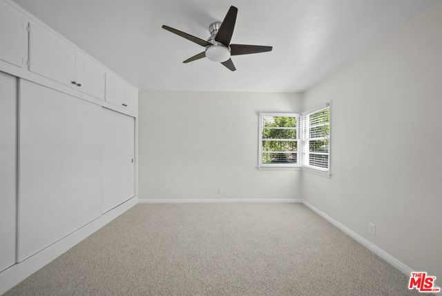 100 E Kenneth Road, Glendale, CA 91207