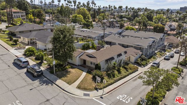 100 E Kenneth Road, Glendale, CA 91207