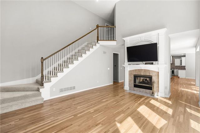 9233 W 143rd Terrace, Overland Park, KS 66221