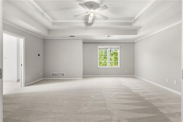 9233 W 143rd Terrace, Overland Park, KS 66221