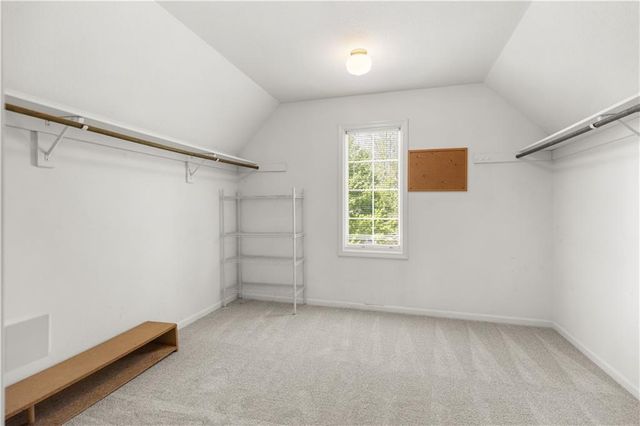 9233 W 143rd Terrace, Overland Park, KS 66221