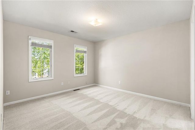 9233 W 143rd Terrace, Overland Park, KS 66221