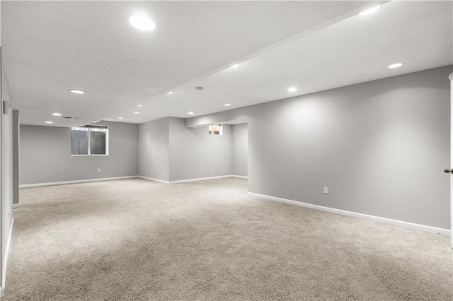 9233 W 143rd Terrace, Overland Park, KS 66221