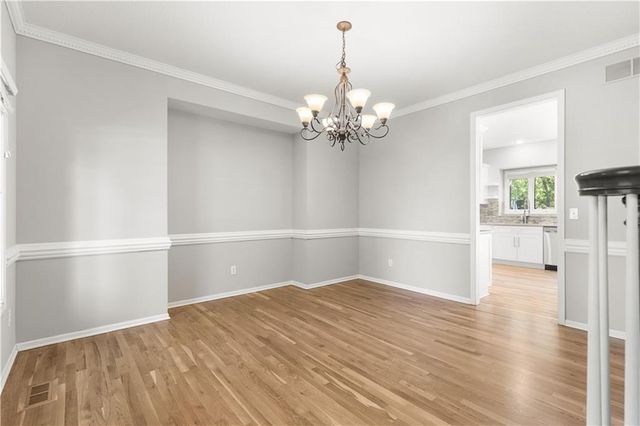 9233 W 143rd Terrace, Overland Park, KS 66221
