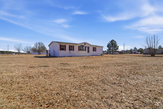 9976 Lake Swamp Rd., Nichols, SC 29581