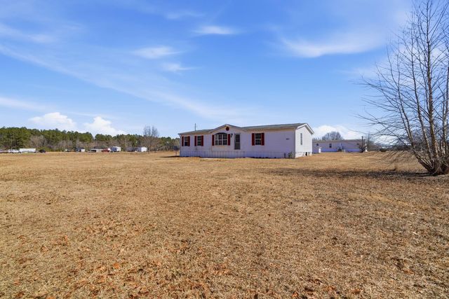9976 Lake Swamp Rd., Nichols, SC 29581