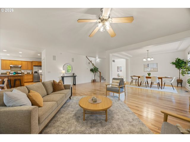12983 Nw RED CEDAR Ct, Portland, OR 97229