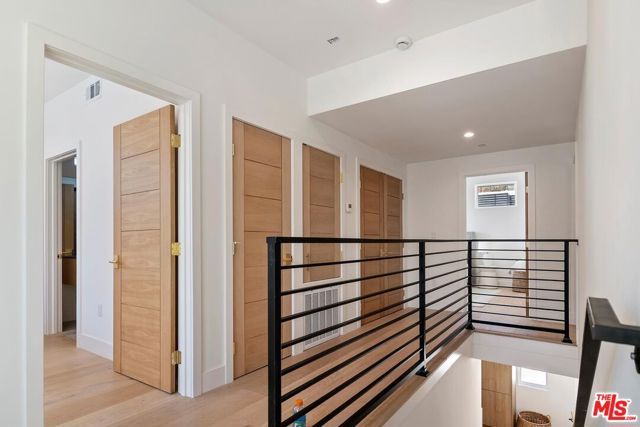 1903 Lake Shore Avenue, Los Angeles, CA 90039