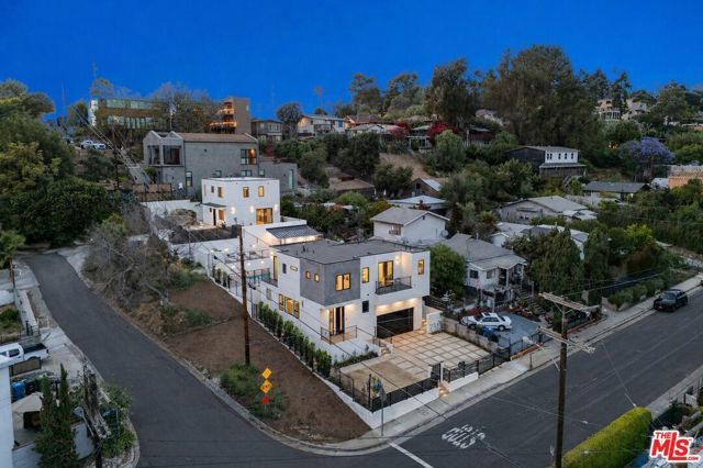1903 Lake Shore Avenue, Los Angeles, CA 90039