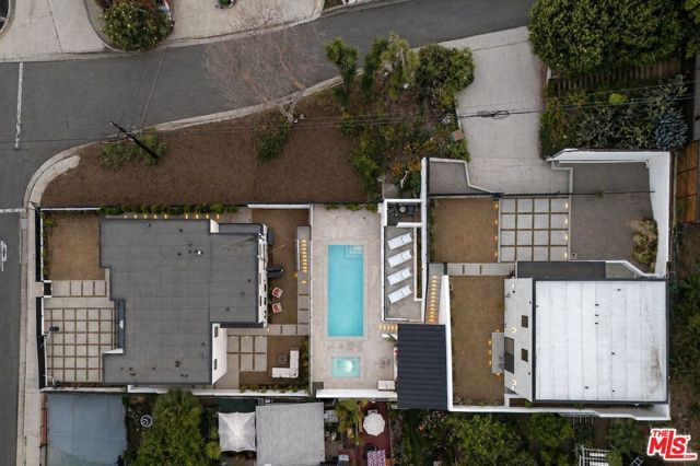 1903 Lake Shore Avenue, Los Angeles, CA 90039