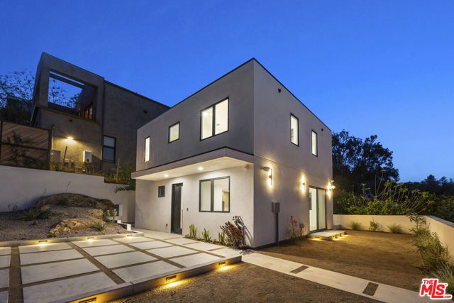 1903 Lake Shore Avenue, Los Angeles, CA 90039