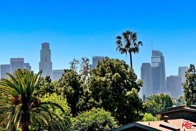 1903 Lake Shore Avenue, Los Angeles, CA 90039