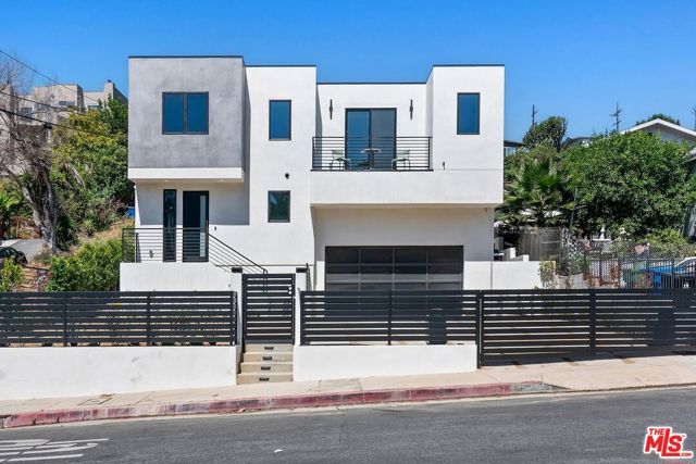 1903 Lake Shore Avenue, Los Angeles, CA 90039