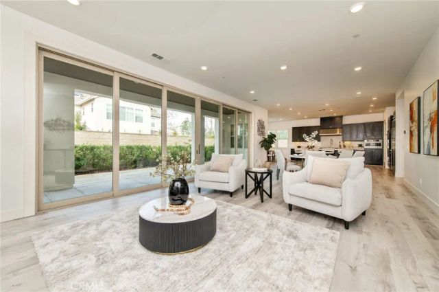 113 Measure, Irvine, CA 92618