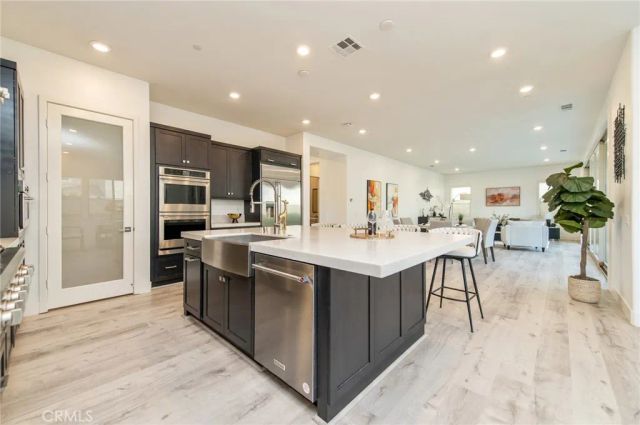 113 Measure, Irvine, CA 92618