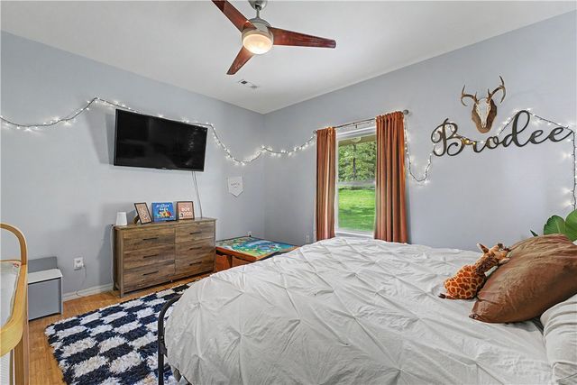 15046 Kelly Mountain Road, Prairie Grove, AR 72753