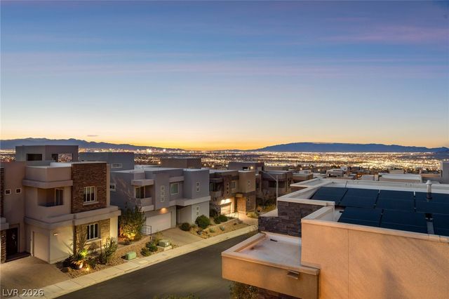 276 Crimson Edge Street, Henderson, NV 89012