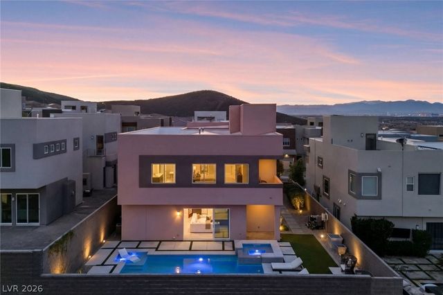 276 Crimson Edge Street, Henderson, NV 89012