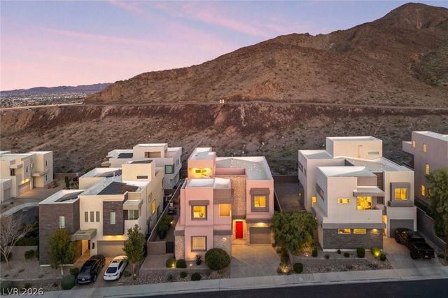 276 Crimson Edge Street, Henderson, NV 89012