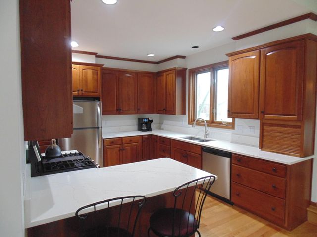 8508 Pine Avenue, Gary, IN 46403