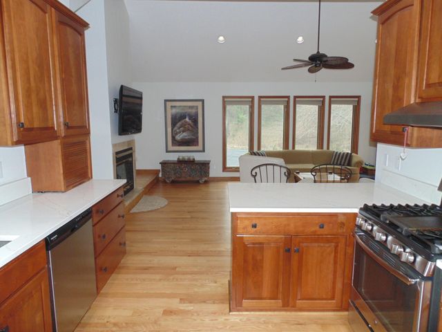 8508 Pine Avenue, Gary, IN 46403