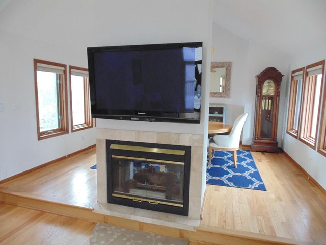 8508 Pine Avenue, Gary, IN 46403