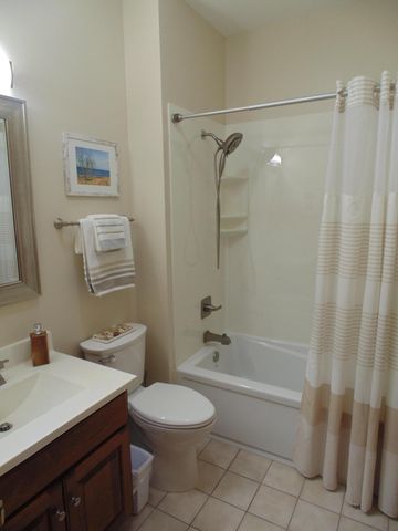 8508 Pine Avenue, Gary, IN 46403