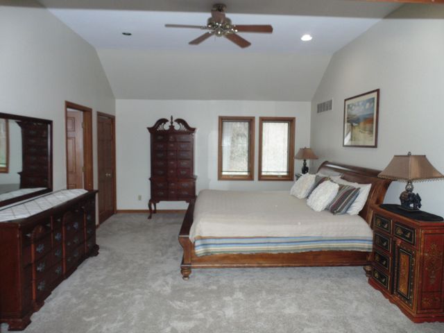 8508 Pine Avenue, Gary, IN 46403