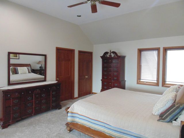 8508 Pine Avenue, Gary, IN 46403