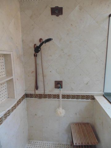 8508 Pine Avenue, Gary, IN 46403