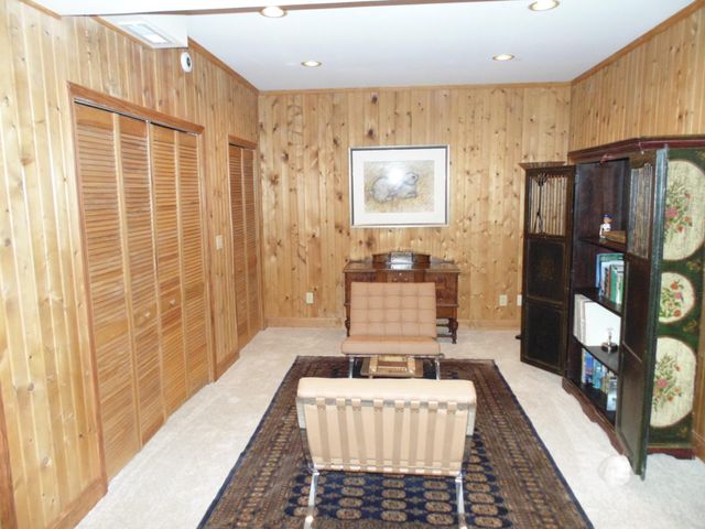 8508 Pine Avenue, Gary, IN 46403