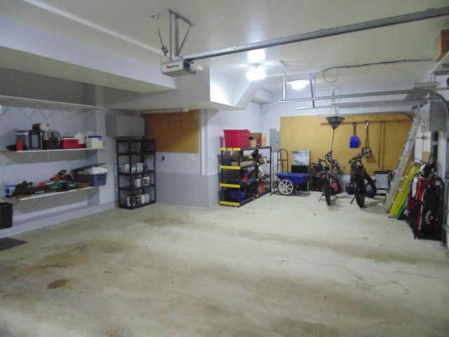 8508 Pine Avenue, Gary, IN 46403