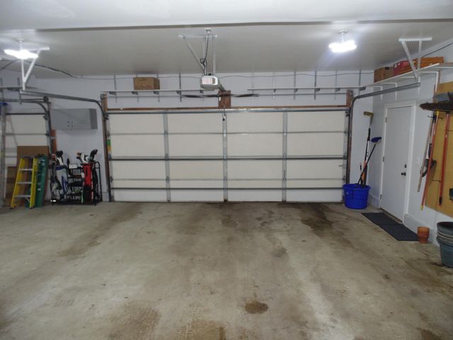 8508 Pine Avenue, Gary, IN 46403