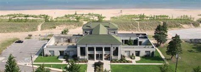 8508 Pine Avenue, Gary, IN 46403