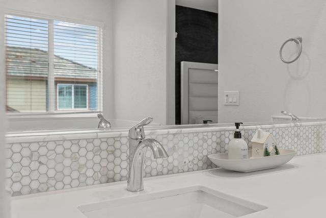 1879 Salerno Pl, Lincoln, CA 95648