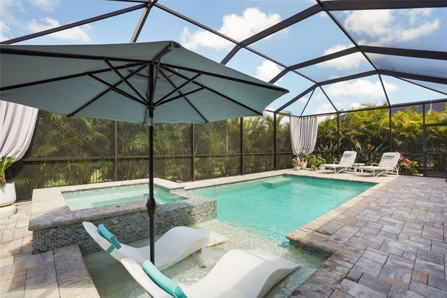 5238 CORAL REEF WAY, Bradenton, FL 34211