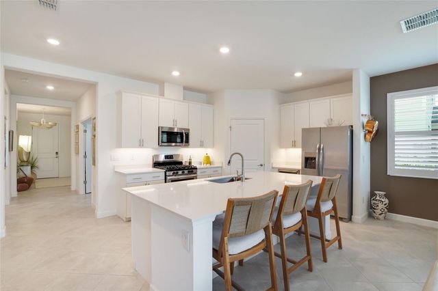 5238 CORAL REEF WAY, Bradenton, FL 34211