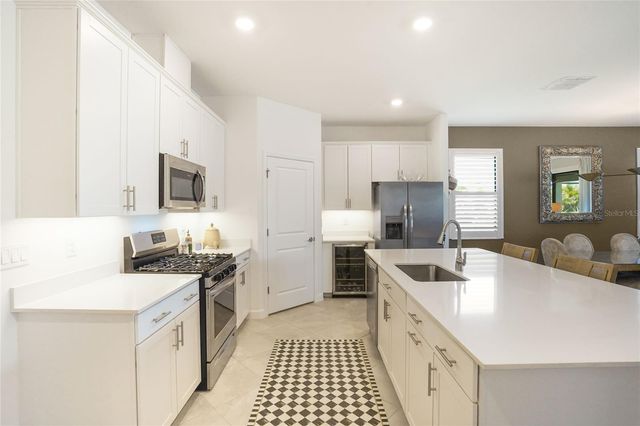 5238 CORAL REEF WAY, Bradenton, FL 34211