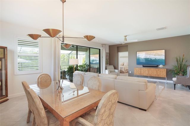 5238 CORAL REEF WAY, Bradenton, FL 34211