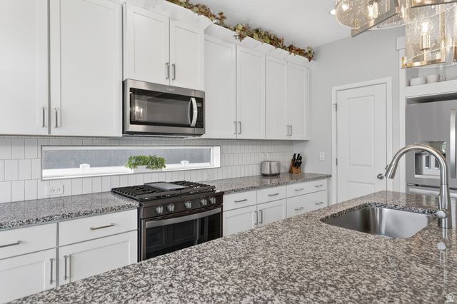 87 E MEANDERING WAY, Saratoga Springs, UT 84045