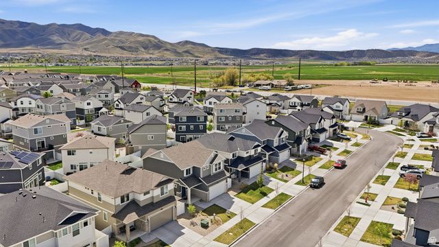 87 E MEANDERING WAY, Saratoga Springs, UT 84045