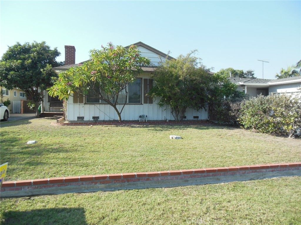 9933 Tristan, Downey, CA 90240