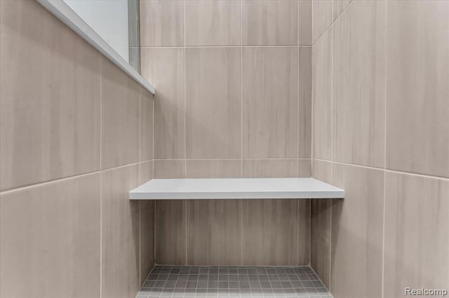 1709 Pallister Street P28, Detroit, MI 48206