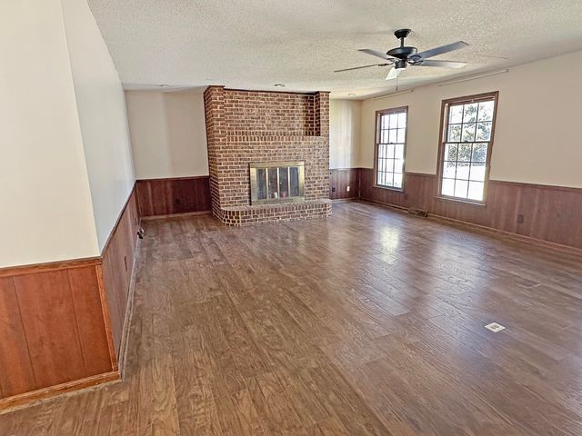 243 Country Club Boulevard, Saint George, SC 29477