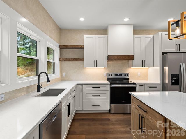 129 Quiet Woods Drive, Leicester, NC 28748