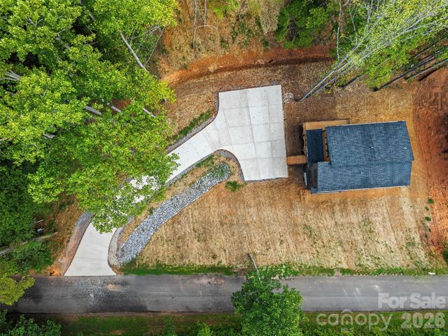 129 Quiet Woods Drive, Leicester, NC 28748