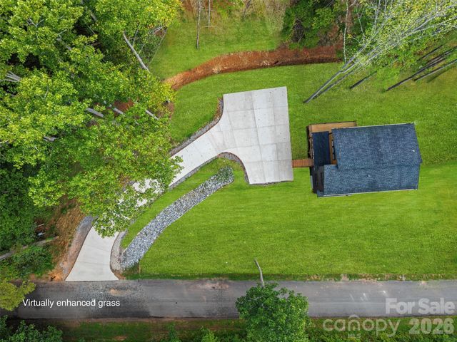 129 Quiet Woods Drive, Leicester, NC 28748