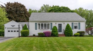 8 Lowell Avenue, Dover, NH 03820