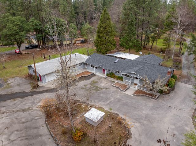 234 Penny Lane, Grants Pass, OR 97527